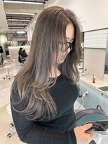 リリー(Lilley)&nbsp;【lilley 稲永麻衣】レイヤーカット+髪質改善+韓国ヘア