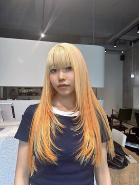 モニカ(MONIQA) セクションカラー