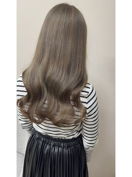 モナルダ(Monarda) 10代20代30代韓国風/髪質改善カラー【岡山】