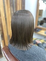 リッカ(RICCA)&nbsp;透明感オリーブベージュ×切りっぱなしボブ☆