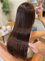 エルムトウキョウ(ELM Tokyo)&nbsp;ブリーチ履歴の髪質改善カラーと美髪矯正のサラ艶暖色ロング