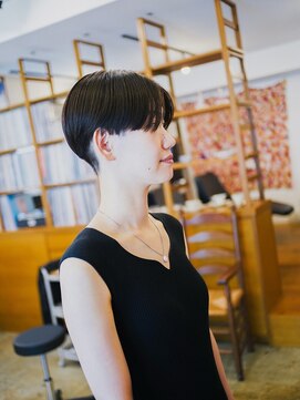 刈り上げハンサムショート