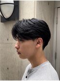 刈り上げセンターパートテーパーフェードカットニュアンスパーマ