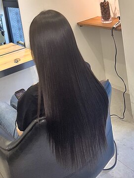 ヘルム(Helm) アースカラー[名駅/透明感カラー/Wカラー/ハイライト]