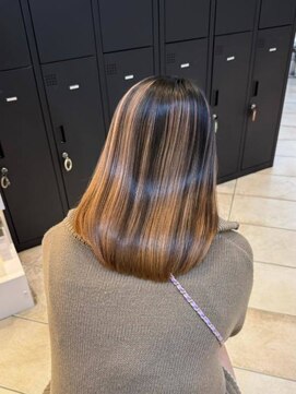 プロデュース 淵野辺店(Produce) 暗めカラー/韓国風巻き/レイヤーカット/髪質改善/縮毛矯正/淵野