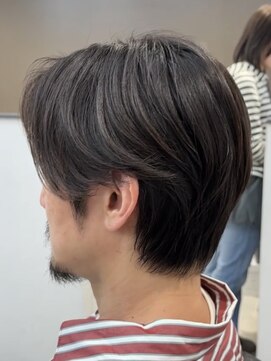 ガーデンタチカワネクスト(garden tachikawa next) 大人男子ナチュラルセンターパートウルフ毛流れカット30代40代