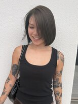 アンド デヴェロペ(AND DEVELLOPE.)&nbsp;オリーブグレーカラー＋カット