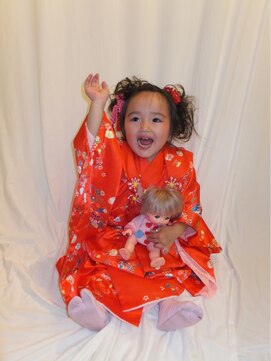 ピアルシア(piaaLucia) 七五三詣り：3才　≪セット+着付+メイク≫