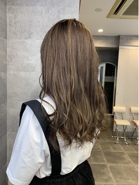 キャラ シャローネ 池袋(Chara Chalone) ベージュブロンド【池袋/池袋駅/池袋東口/池袋駅東口】