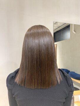 ニキータ(Nikiita) アッシュブラウン B5836