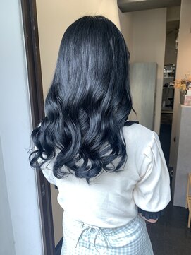 アルコイリスバイドールヘアー(ARCOIRIS by Dollhair) フレンチガーリーオン眉ショートボブウルフプリカールくすみブル