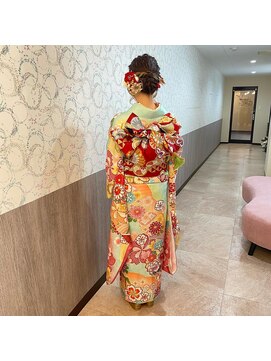 サロンドプランセス(SALON DE PRINCESSE) 振袖着付け&シニヨン