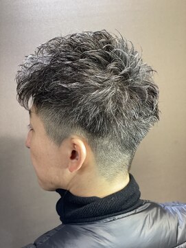 ヒロギンザ 新橋銀座口店(HIRO GINZA) 直毛改善アイロンパーマショートスタイル