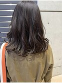 ダークグレージュ×グラデーションかカラー