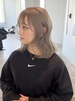 ケリーアン 太田(kelly.un)&nbsp;うる艶ハイトーン / シルバーベージュ / ブリーチカラー / 群馬