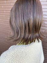 イロハ(iroh)&nbsp;イルミナカラー/新色ムーンライト/外はねスタイル/頭浸浴