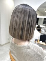 イト(ito.)&nbsp;脱白髪染めバレイヤージュ_ハッシュカット_フルバング