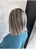 バレイヤージュ×アースカラー×きりっぱなしボブ