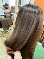 アローズ(arose)&nbsp;白髪をぼかしながらサラ艶髪質改善