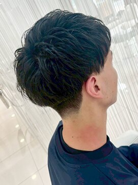 トゥルートラスト オムオム 甲府和戸(True Trust HOMME HOMME) メンズ 爽やかツーブロックショートスタイル ビジネス◎ 学生◎