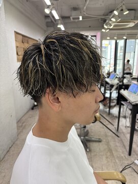 アジールヘア 所沢プロペ通り店(agir hair) 外国人風◎ハイライトカラー×ツイスパで爽やかメンズ所沢