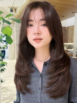 グランド(GRAND) ロングヘア30代40代ストレートレイヤー前髪なし表参道【古岡】