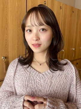 ガーデンヨコハマエスト(GARDEN YOKOHAMA est) 大人ガーリー　ミディアムレイヤーカット　艶カラー　前髪