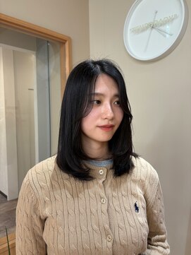 エミイ 鎌倉(eMii.) ダークグレー［ダークグレー髪質改善レイヤーカット］
