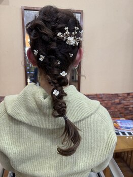 RILLhair.の写真/頑張りすぎない、少しこなれたヘアアレンジがお勧め