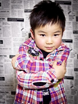 セカンドルーム ティーシーヘアー(2nd room TC hair) キッズ的ツーブロック!