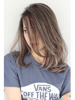 トルネード(TORNADO)&nbsp;グレーベージュハイライトグラデーションカラー