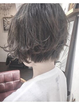 ヘアーアンドアトリエ マール(Hair&Atelier Marl) 【Marl外国人風カラー】無造作な質感のショートスタイル♪