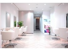 HEARTIS HAIR の 【 Pickup Stylist 】 ☆