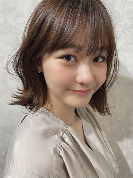 トリコ ショップアンドヘアサロン(tricot shop hair salon) 小顔ミディアム切りっぱなし外ハネボブくびれミディ