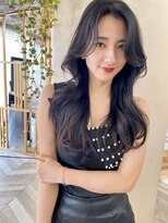 くびれヘアネビージュ小顔フェザーバング韓国ワンホンヘア