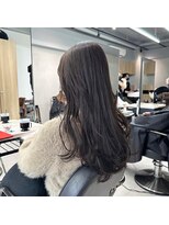 ルネ 北千住(Renee)&nbsp;アッシュカラー_グレーベージュ_顔まわりレイヤー