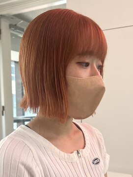 デート 下北沢(DATE) ダブルカラーミルクティーベージュカラーショートボブブリーチ