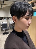 bibito 黒髪ツーブロック　ベリーショート　色気のあるショート
