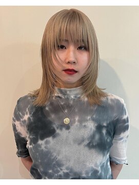 ナループロア ルームー(Nalu pu loa ROOMOO) ベージュカラー/レイヤーカット