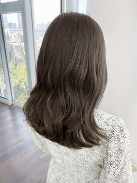 ザックラフィネ(ZACC raffine) オリーブカラー/赤み消し/ミディアム