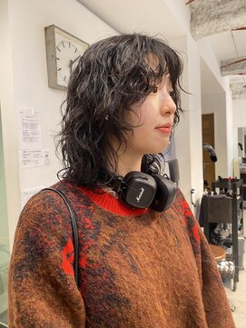 ナループロアツム(Nalu pu loa Tsum) ウルフパーマ/レイヤーパーマ/マレットヘア/マレットパーマ