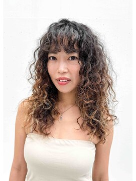 ラブ ロック Love' Lock スパイラルパーマ.パーマ.外国人風パーマ.ロングヘアのパーマ