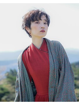 ヴィル(VILLE) ショート/ボブ/レイヤーカット/顔まわりカット/髪質改善/鈴鹿