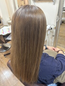 ハグエヴェック(HUG AVEC) ハニーベージュ