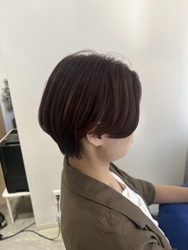 パラゴ(PARAGO.) コーラルカラー×ハンサムショート