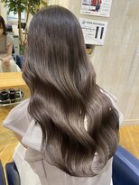 ヴィンス(vince)&nbsp;ハイトーンカラー/ミルクティーベージュ/ツヤ髪