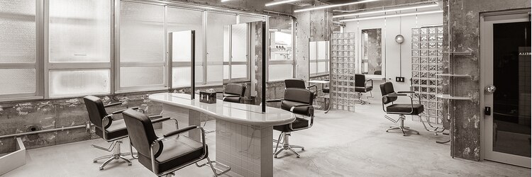 ベラ(BELLA)のサロンヘッダー