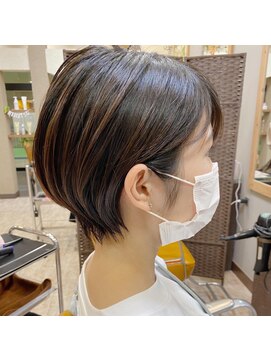 クララ カシハラ(CLALA Kashihara) 丸みショート