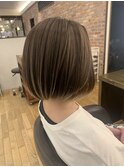ハイライト&グラデーションでなびかせたくなる髪に♪