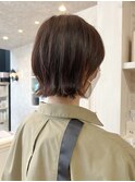 福山市美容室Caary人気 襟足スッキリ表面レイヤー外ハネボブ